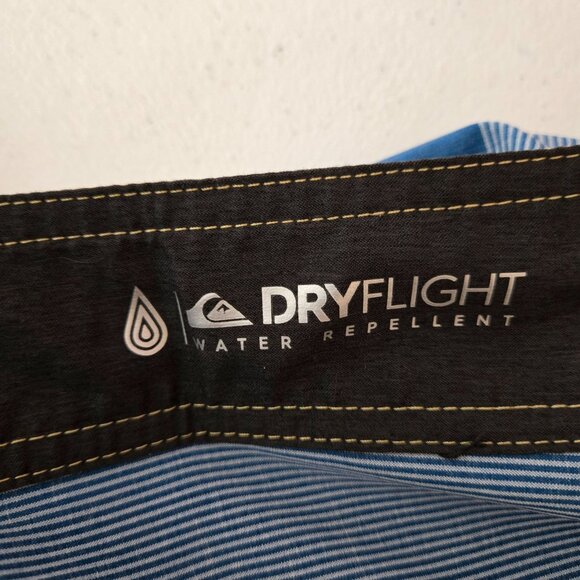 Quiksilver high Line Board Shorts Mens 34 Dryflight Blue Yellow stretch Beach - Picture 13 of 14